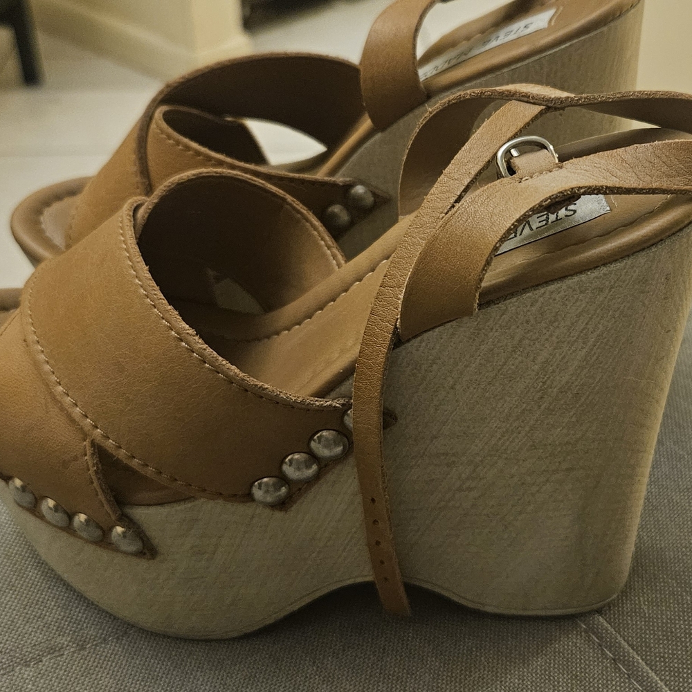 Steve Madden " Lylia" Platform Sandal 6 - Picture 6 of 7